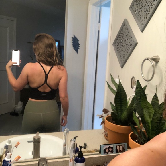 Beyond yoga crop top - Picture 3 of 6